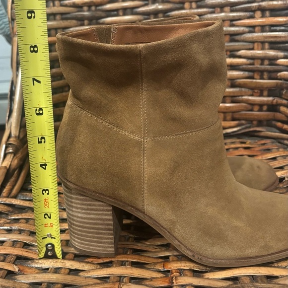 Lucky Brand Brown Suede Ankle Booties Ankle Boots Chunky Heels Shoes - Picture 5 of 12